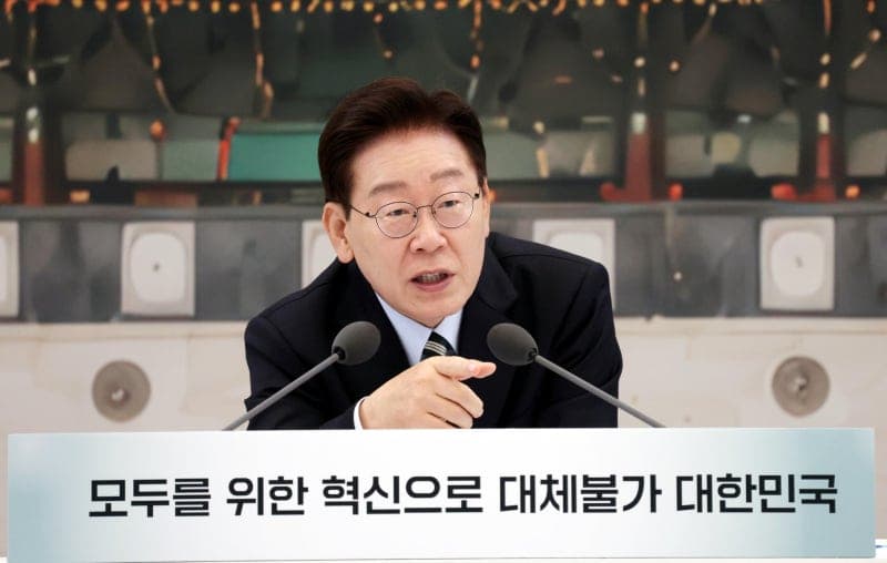 이재명 대통령 지지율 55%로 하락…민주당 38%·국민의힘 22%