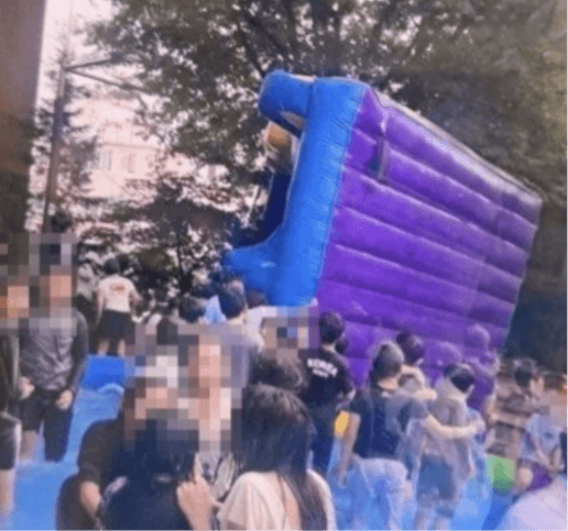 군포 물놀이터서 대형 에어바운스 전도…어린이 5명 부상