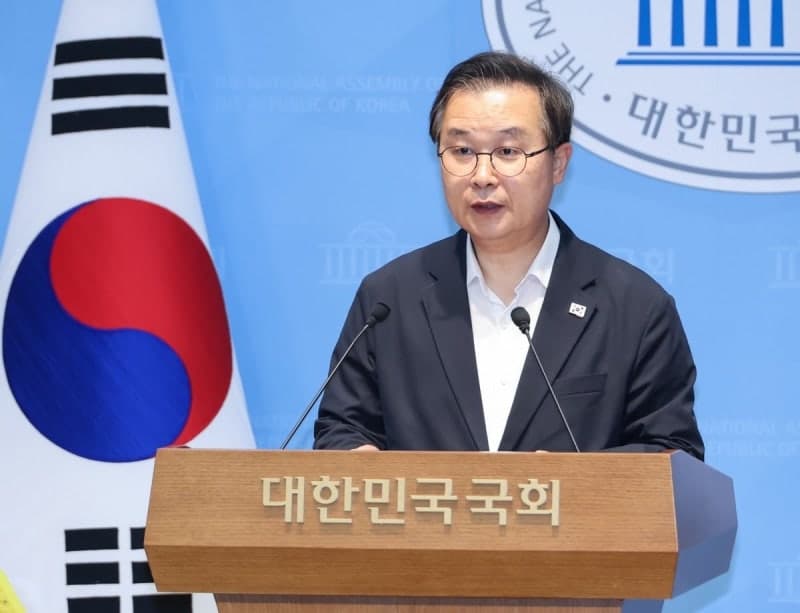 이건태, 한동훈과 '보완수사권 토론' 전격 취소… 한동훈 "토론 앞두고 도망"