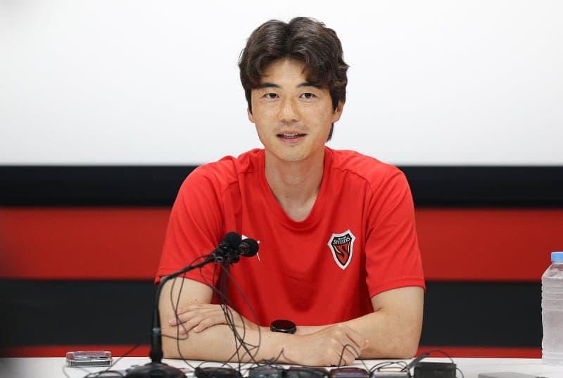 전 캡틴 기성용의 작심발언, 한국 축구 향해 "각성하고 반성해야"