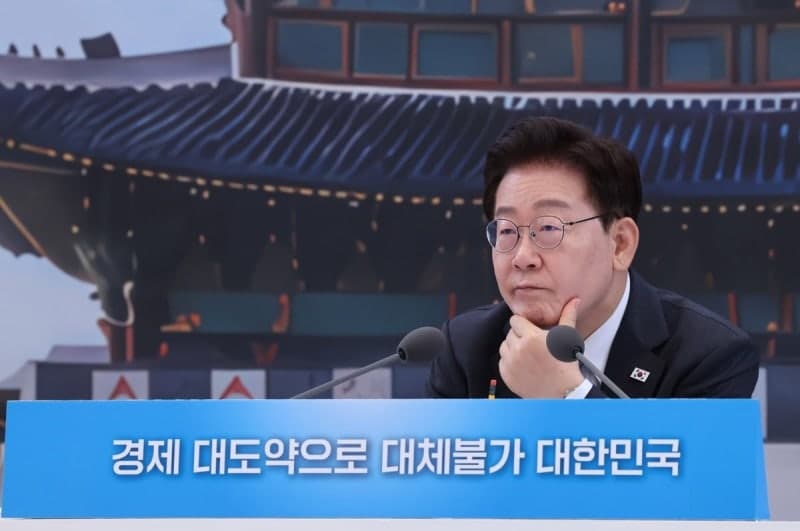이재명 대통령, 국힘의 '당무 개입' 비판에 "당직·공직선거 구분 못하나"