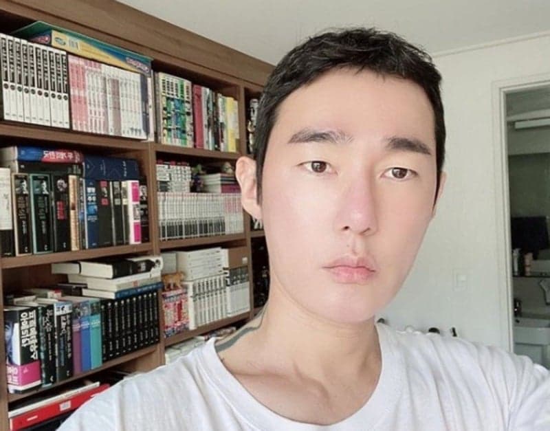 허지웅, 김영훈 노동부 장관 '초과이익 배분' 발언에 "사이비 종교 믿나" 작심 비판