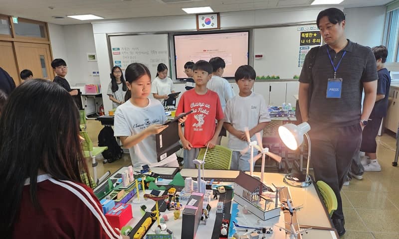 학교 옥상이 친환경 발전소로… ‘햇빛이음학교’가 바꾸는 교실 풍경