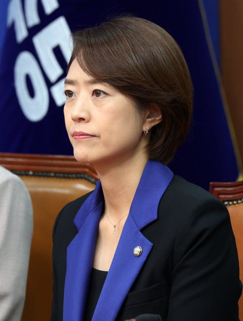 고민정 "전당대회 적통 논란은 스스로 뿌리 없음을 드러내는 행위"