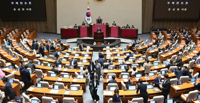 2차 종합특검 연장법 본회의 상정…여야 필리버스터로 강대강 대치