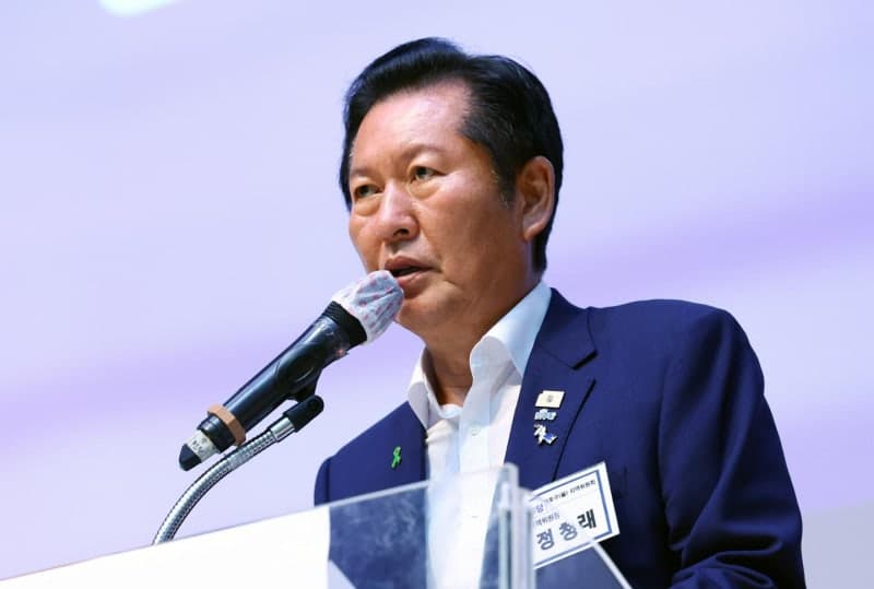 경찰, 정청래 당대표 후보 차량 습격한 용의자 추적 중