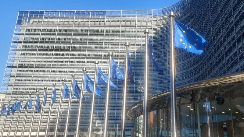 EU, 메탄 배출 규제 제재 3년 유예…기후정책 후퇴 논란