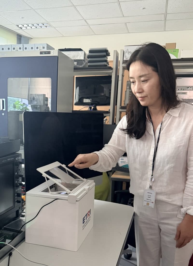 日 독점 깬 ETRI, 공중 홀로그램 핵심부품 국산화 및 비접촉 인터페이스 구현