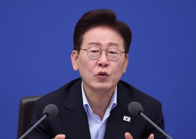 이재명 대통령, 적극행정 위해 직권남용 재검토 지시…과거사 서훈 취소도 의결