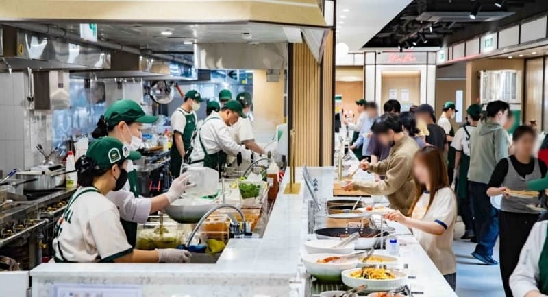 아워홈 뷔페 '테이크' 흥행 돌풍…10월 잠실에 2호점 연다