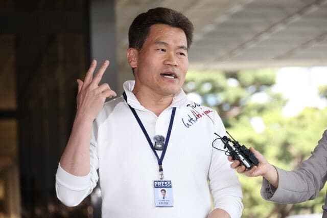 이재명 혼외자·5·18 북한 개입설 유포한 유튜버 전한길 23일 재소환