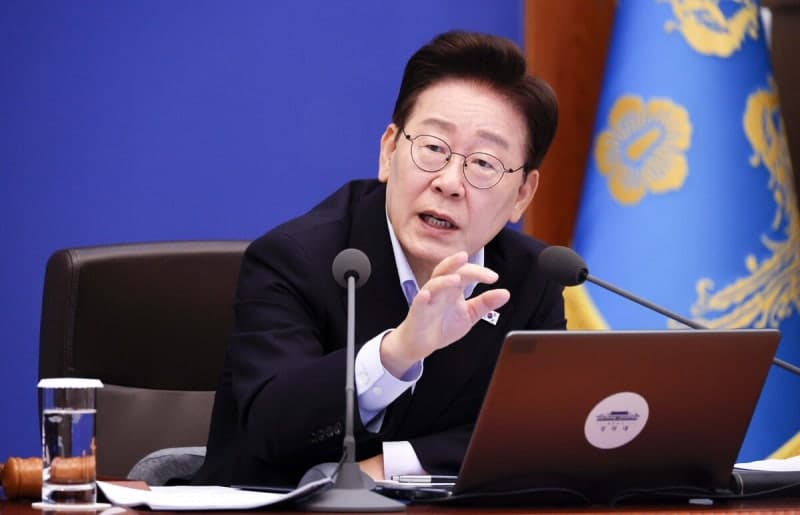 이재명 대통령, 노조의 '경영권 개입' 제동… 노동부에 쟁의 기준 마련 지시