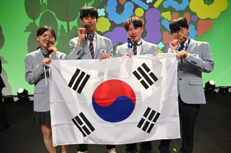 한국 과학영재들, 국제올림피아드 휩쓸었다…수학 만점자 배출