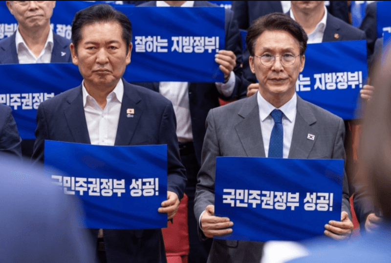 정청래 "신천지 개입설은 가짜뉴스"…김민석 "전당대회 본질은 3자 연합"