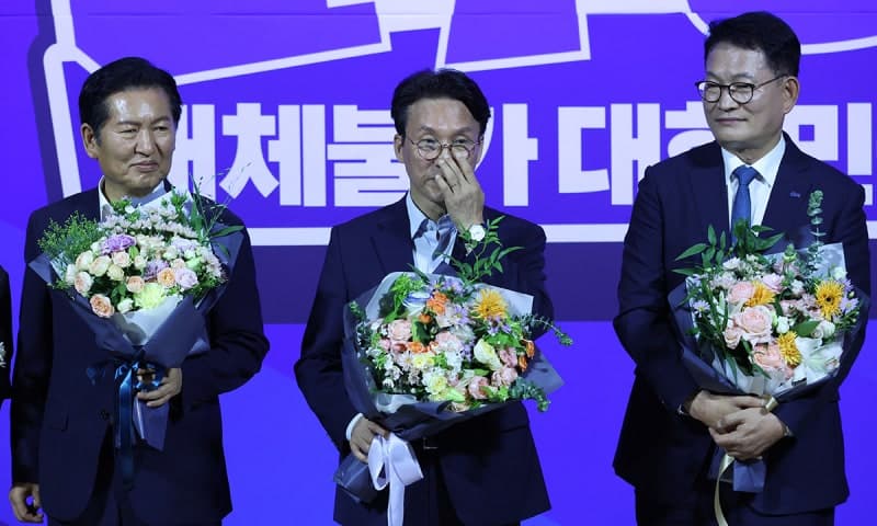 민주당 전대, 당대표 3파전 확정…친명-친청 계파 대결 심화