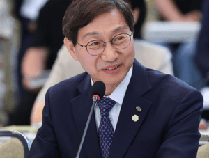 김성주 국민연금 이사장 "증시 안전판 역할 안 한다" 작심 발언