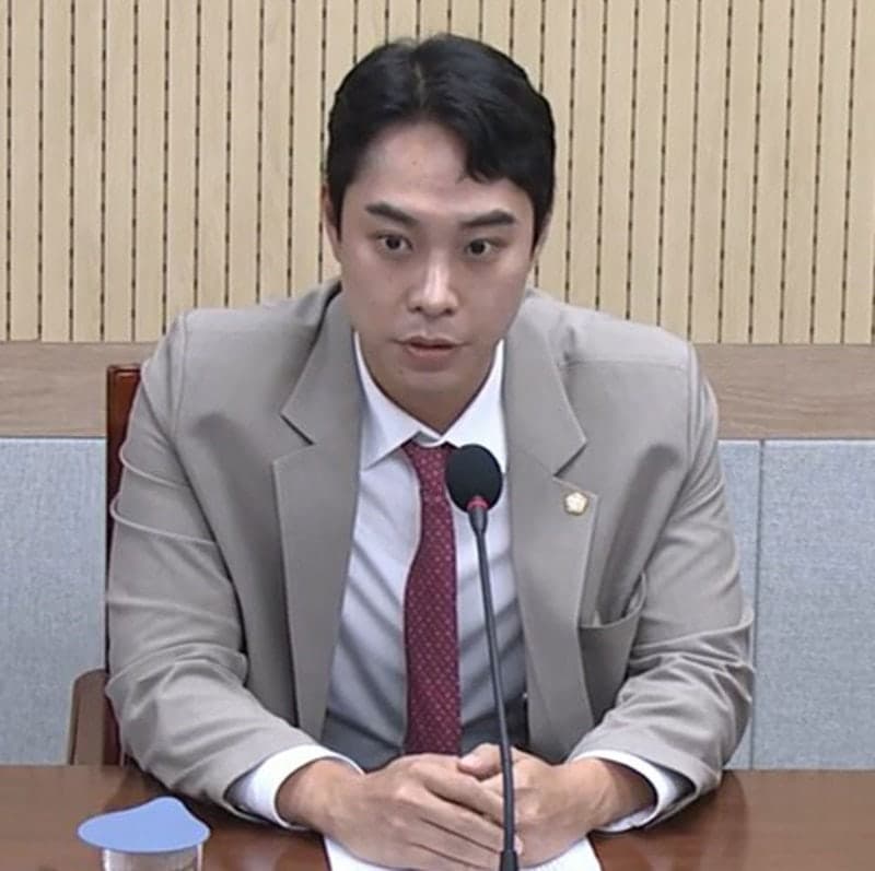 아동 성매매 혐의로 사퇴한 최영중 전 청주시의원, 16일치 의정비 수령 논란