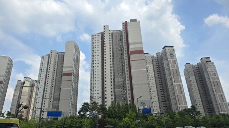 삼중 규제 직격탄 맞은 신규 규제지역 아파트값 상승폭 둔화