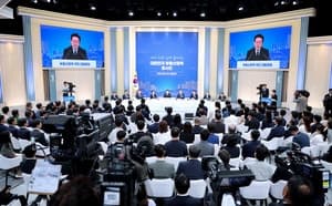 이재명 대통령 "부동산 투기 임계점 도달"…이달 말 세제 개편안 발표