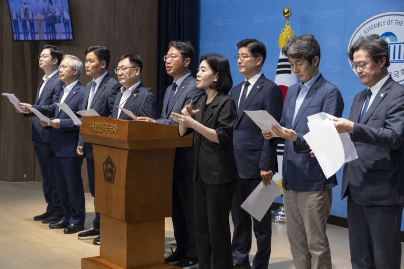 아동 성매매 혐의 최영중 전 청주시의원 통신기록 보전 절차 착수