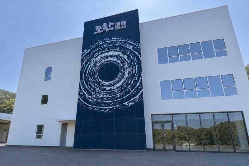 누룩 명인 한영석의 도한 청명주, 50억 투입 정읍 스마트 양조장서 첫 출하