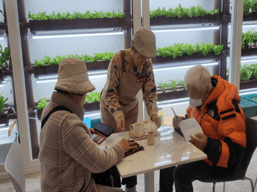 초로기 치매환자 일상 회복 돕는 '초록기억카페' 성북구에 4호점 개소