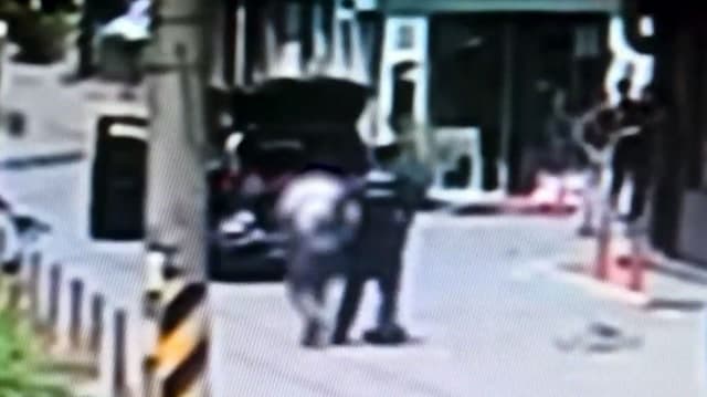 도로 한복판서 흉기 들고 차량 위협한 40대 남성 검거