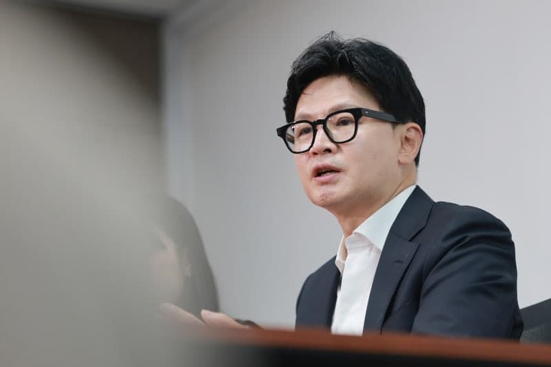 한동훈, 선거철 선관위 '무더기 휴직' 막는 선거관리위원회법 개정안 발의