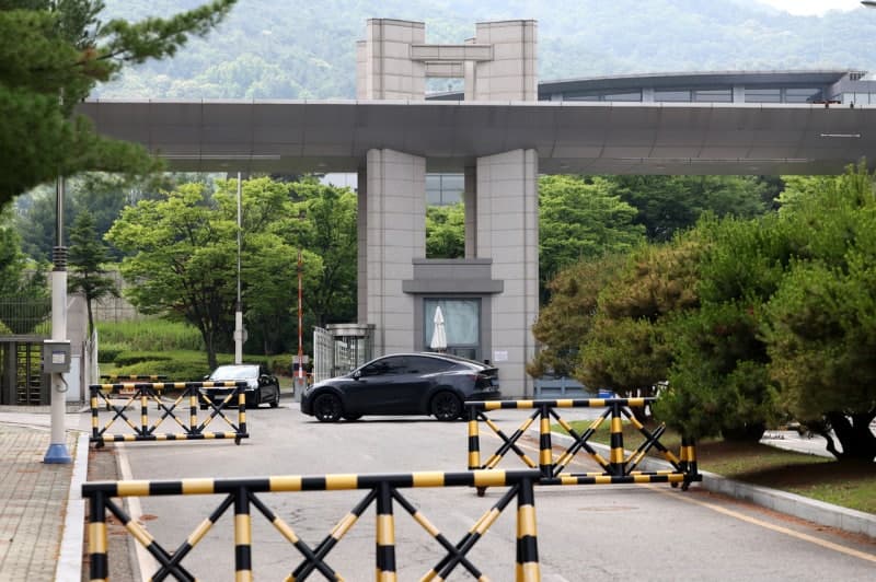 국군방첩사령부 해체 및 기능 분산…간부 460명 원대 복귀