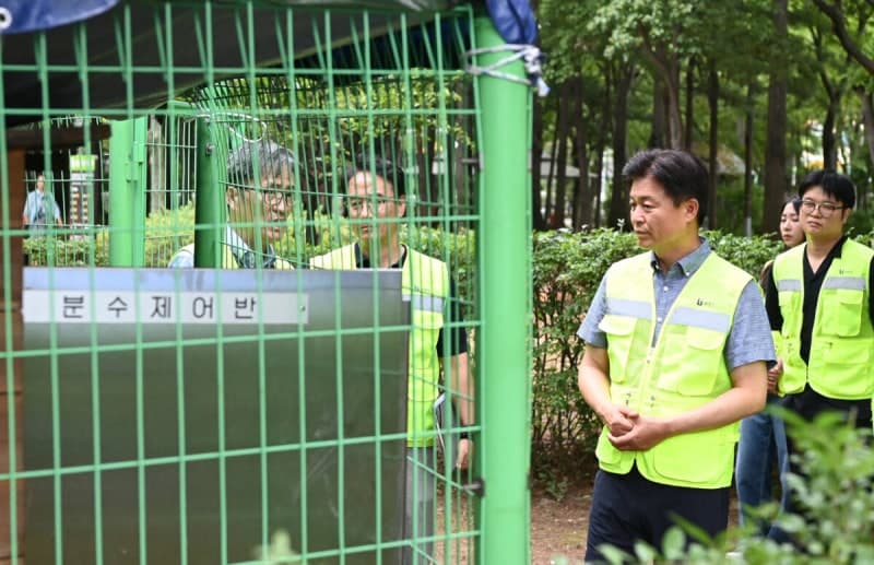 조용익 부천시장, 폭염 속 시민 안전 위해 물놀이장·택시복지센터 현장 점검