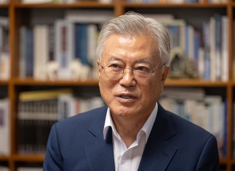 검찰, '서해 공무원 피격' 문재인 전 대통령 불기소 처분