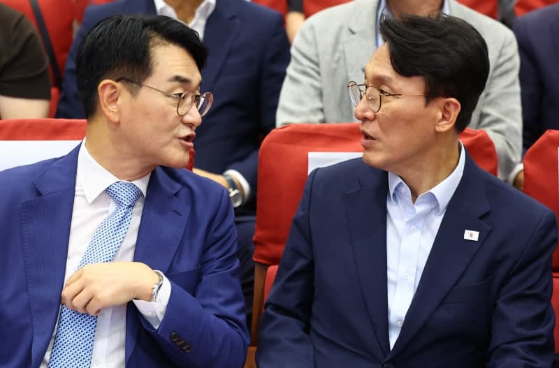 박용진 "불같이 뜨거운 당정일치 이끌 대표 뽑아야"…김민석 후보 지원 사격