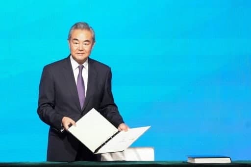 이란, 호르무즈 요구 관철 전 휴전 불가…중국은 MOU 이행 촉구