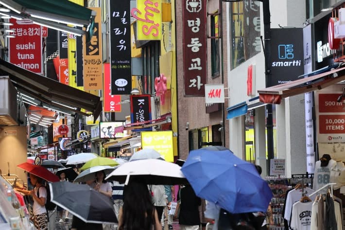 관광수지 3개월 연속 흑자 행진…방한객 1인당 193만 원 지출