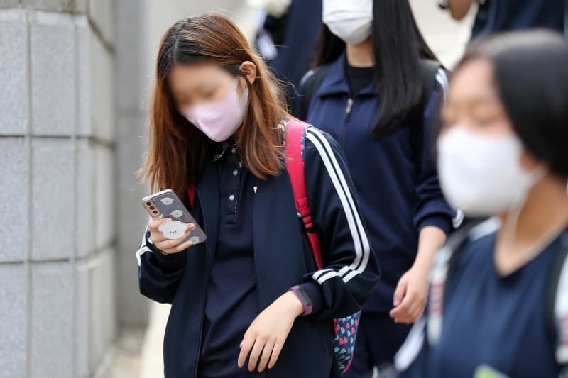 고등학생 대학 진학 희망 64.9%로 급감…취업·창업 선호 늘었다