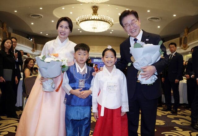 이재명 대통령 "대한민국 없인 AI 발전 불가능한 '대체불가 국가' 만들 것"