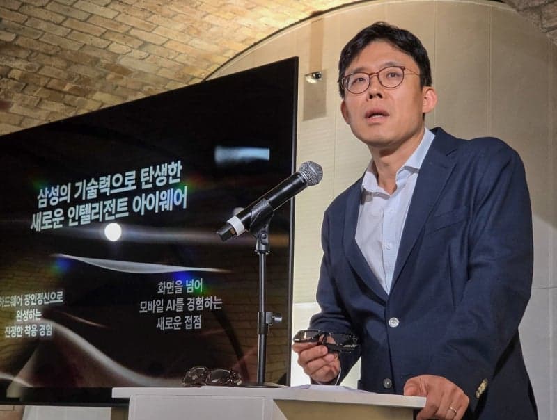 삼성전자, 200개 특허 담은 AI 글라스 '인텔리전트 아이웨어' 공개…메타와 차별화된 프리미엄 전략