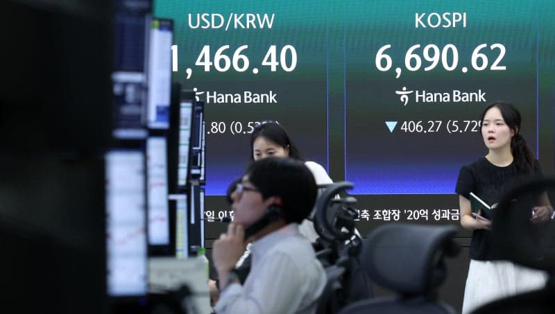 개인투자자, 올해 ETF 70조 순매수…조정장 속 인컴형 상품 쏠림