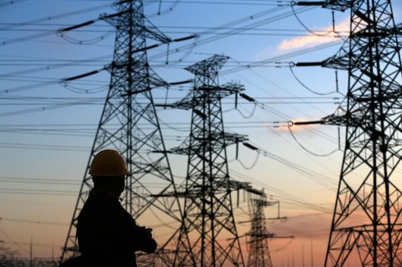 재생에너지 100GW 달성 '빨간불'…KDI "보급 속도 4배 높이고 3대 병목 깨야"