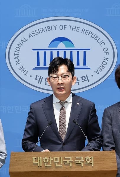 국민의힘, 미디어위원장 이진숙·법률자문위원장 김태규 임명 및 수석대변인 3인 체제 개편