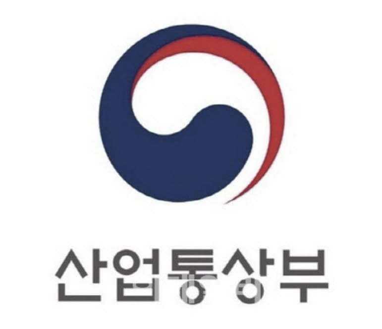 산업부·우리은행, 중견기업에 최대 300억 지원 '라이징 리더스 300' 모집