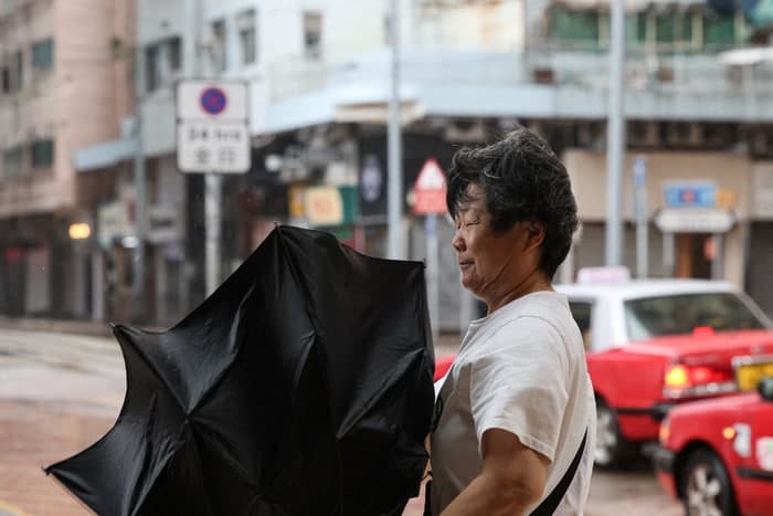10년 만에 가장 강력한 태풍 '노을' 중국 강타… 90만 명 대피
