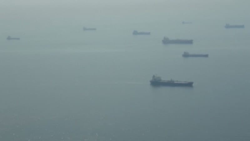 이란 혁명수비대, 호르무즈 해협서 선박 6척에 경고사격