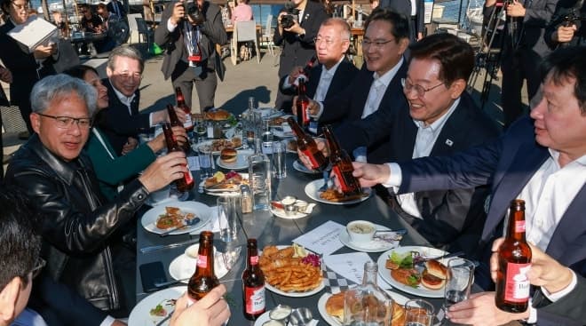 이재명 대통령, 샌프란시스코서 글로벌 AI 리더들과 ‘식구’ 인연 맺다