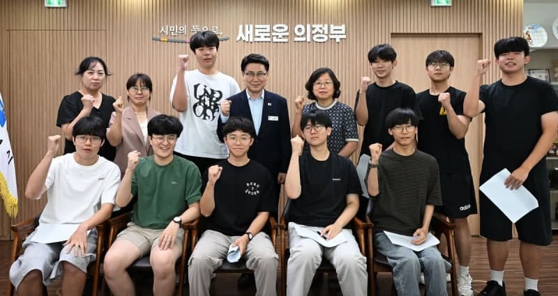 의정부고 학생들, 지역 현안 7개 정책 제안…김원기 시장 시정 반영 검토