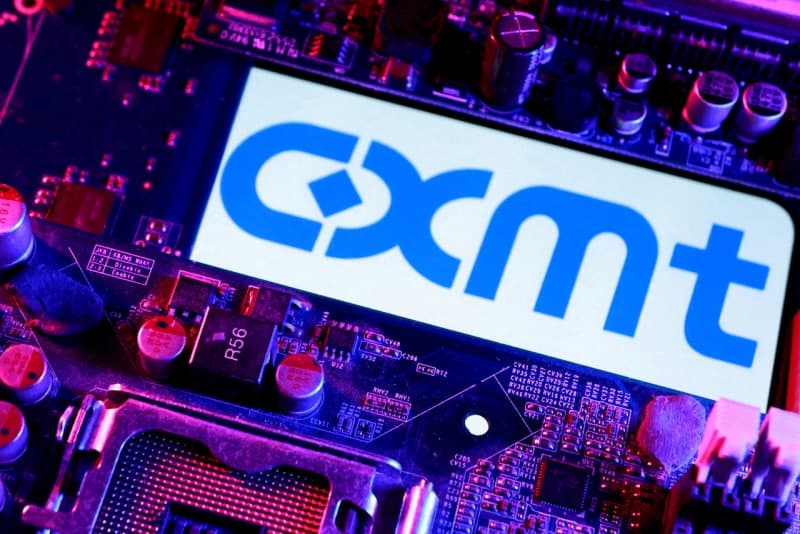 14조 실탄 확보한 중국 메모리 공룡 CXMT, 글로벌 시장 '빅3' 구도 흔드나
