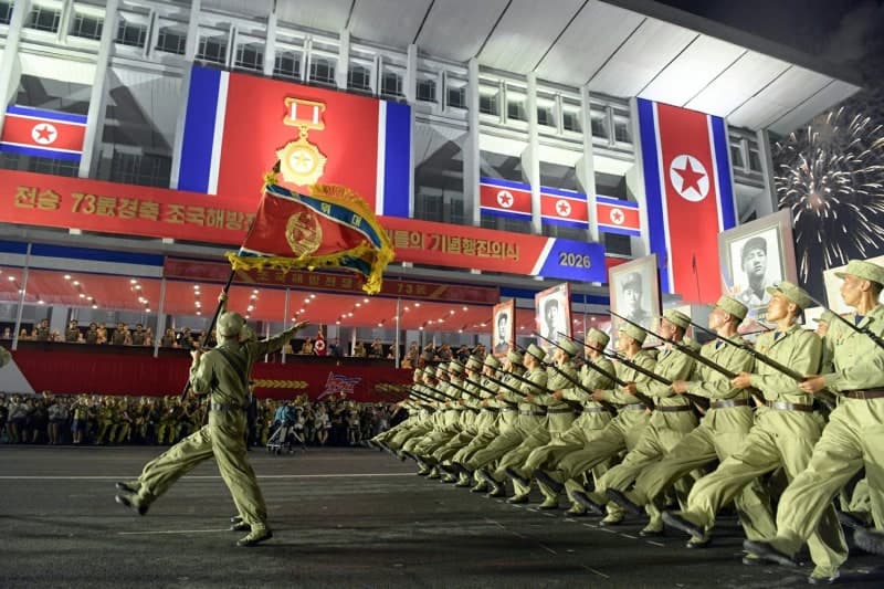 북한, 정전협정 73주년 대대적 기념행사…김정은 가족과 함께 참석
