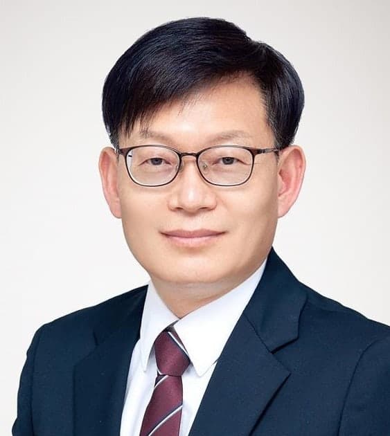 조례·정부 협의 마친 부산형 손자녀 돌봄수당, 예산 공백에 시행 차질