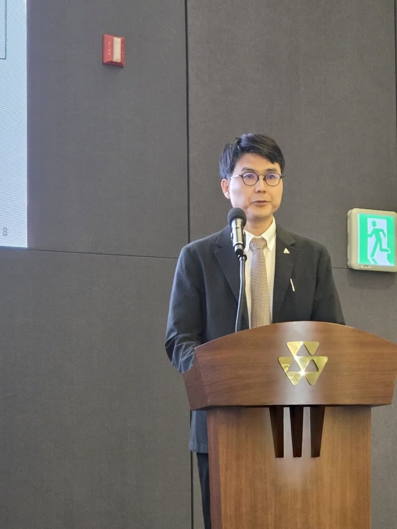 코오롱티슈진 경영진, 주가 하락에 '책임 베팅'…이규호 부회장 2억 매수