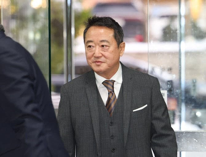 법원 "코오롱·이웅열 회장, 인보사 투여 환자들에 배상해야"